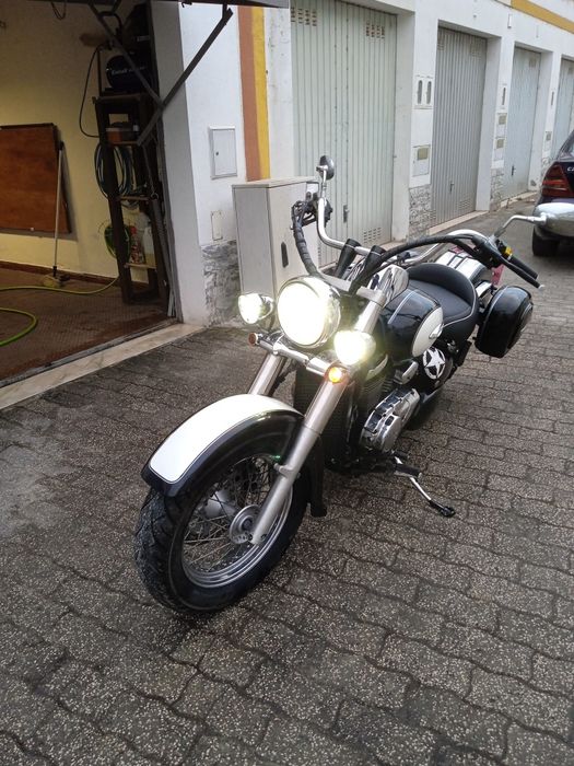 Suzuki intruder VL 800