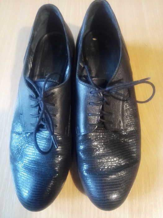 Półbuty czarne skórzane