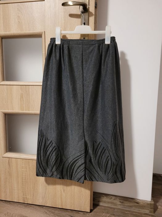 Ciepła spódnica XL