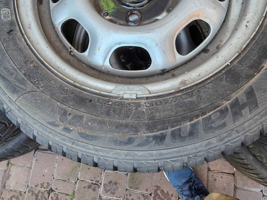 Резина на дисках 175/70 r13