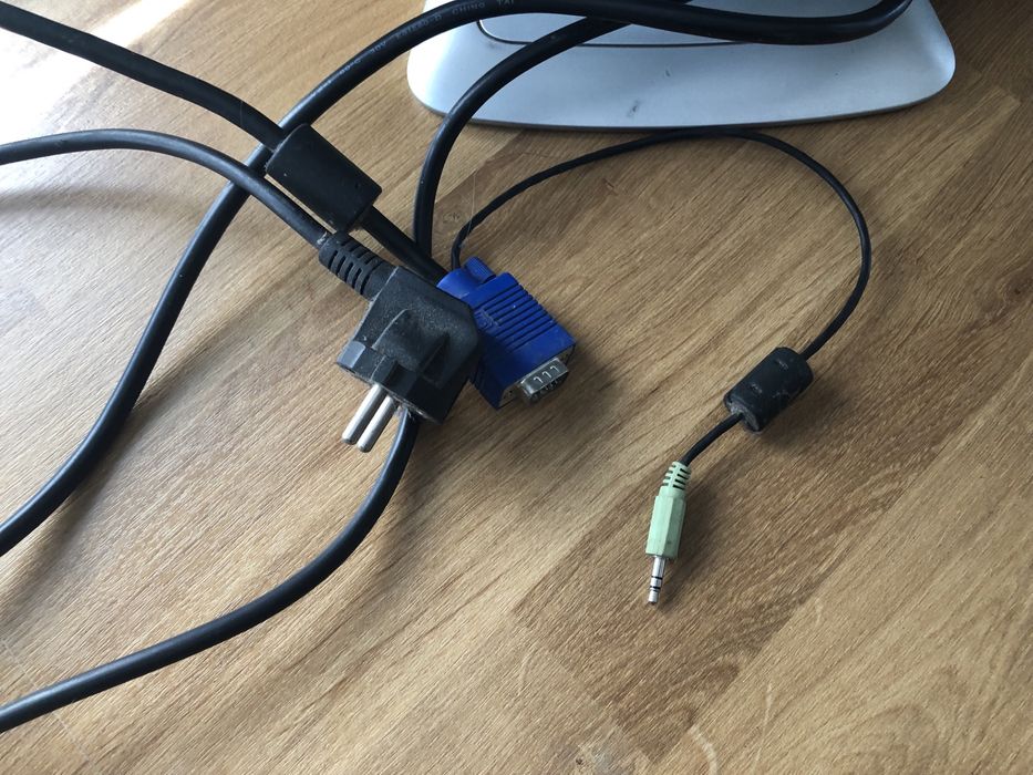 Monitor e-yama 17LP2