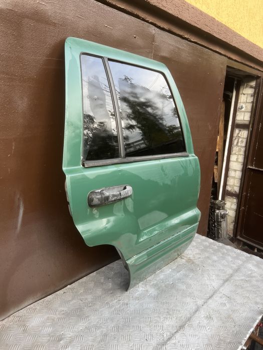 grand cherokee wj джип чероки 04 год дверь в сборе зад прав