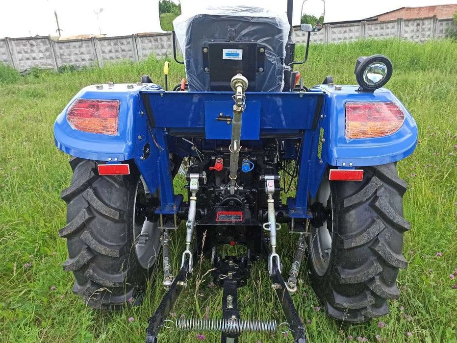 Трактор Донгфенг Dongfeng 244 G2B реверс з примусовою гідравлікою