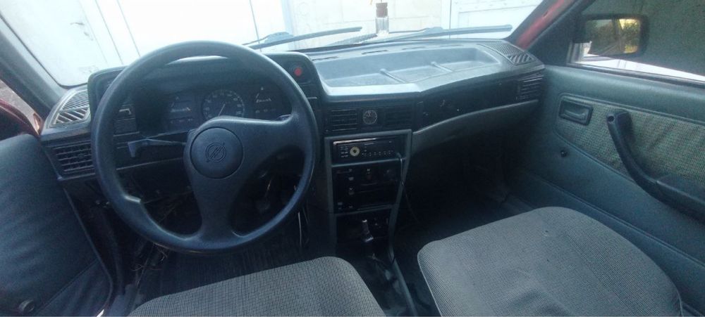 авто Опель кадет 1.3