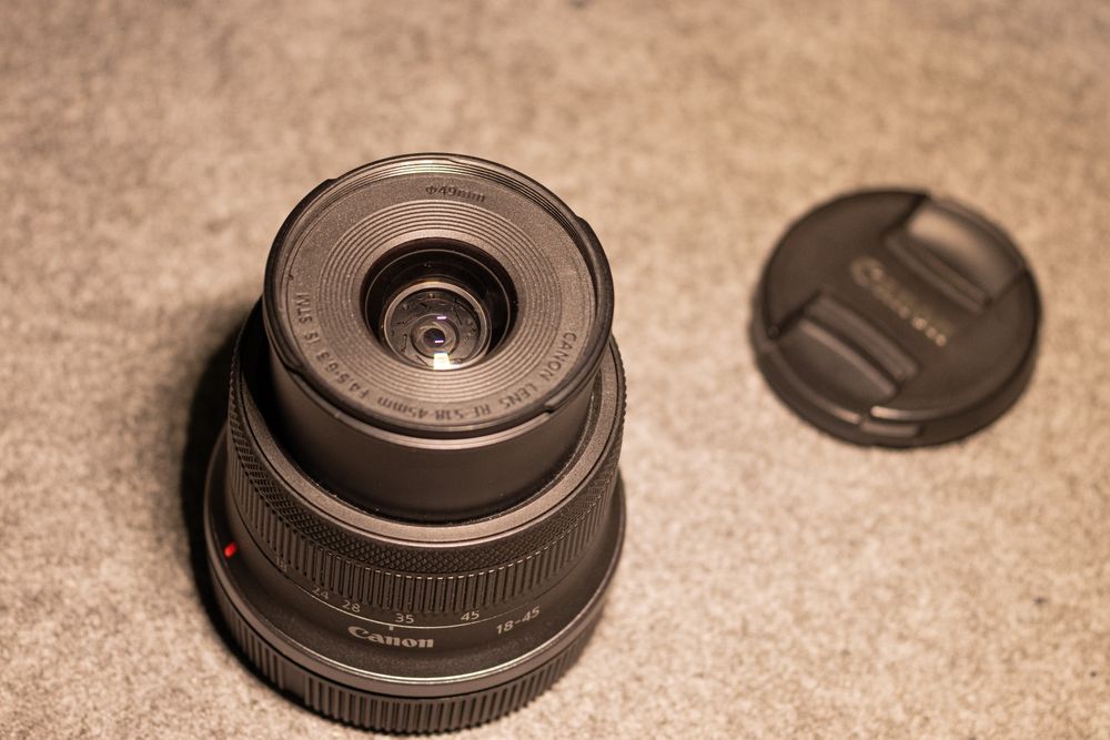 Kit Canon R50 + RF 18-45