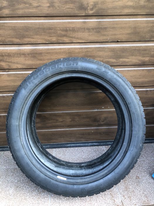 Зимова резина BFGoodrich 205/50R17