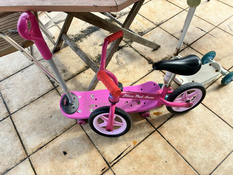 Trotinete Skate Fisher Price Bicicleta de equilibrio Chicco