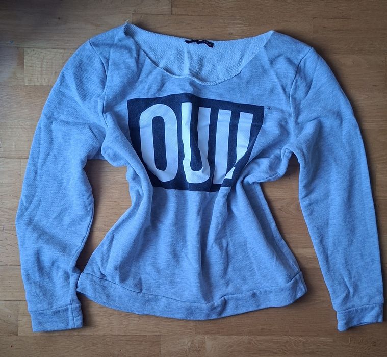 Szara luźna bluza damska L Tally Weijl z napisem oui