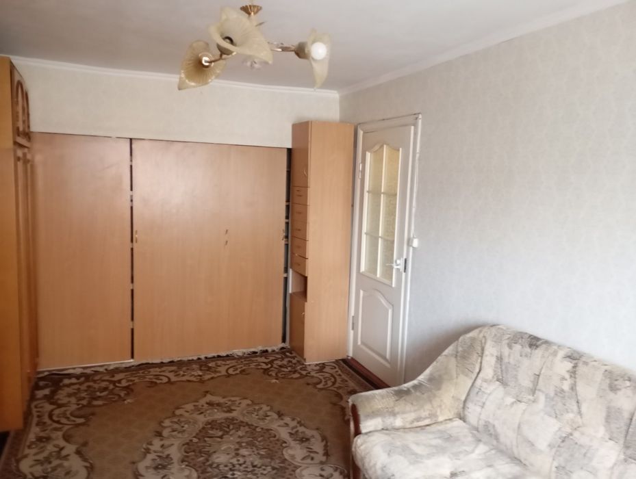 Продам дві кімнати в гуртожитку