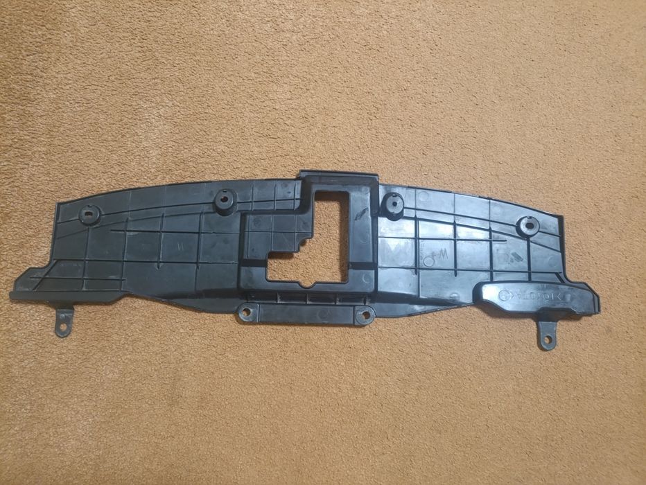 531170K120 Toyota Накладка передней панели