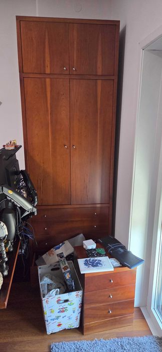 Quarto tipo Estudio em madeira (cerejeira)