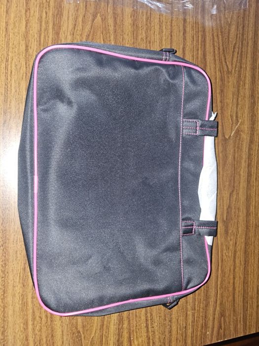 Torba Avon na laptopa