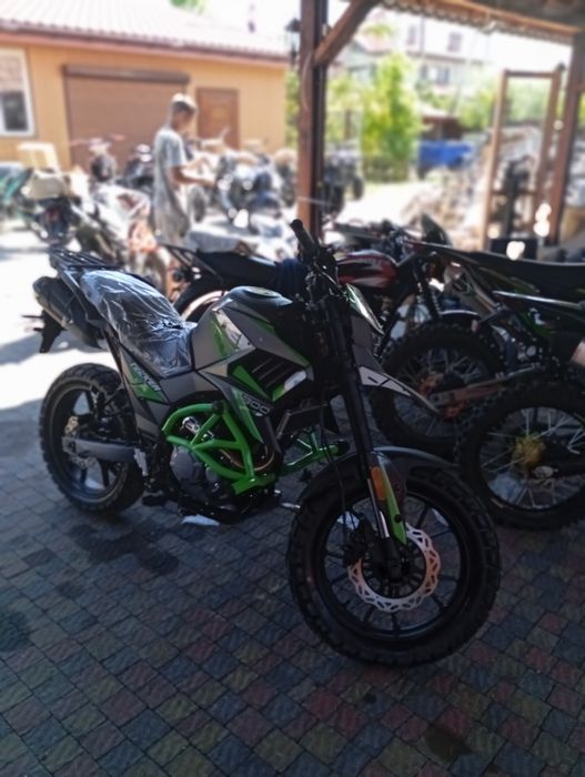 Продам мотоцикл як новий текен 300