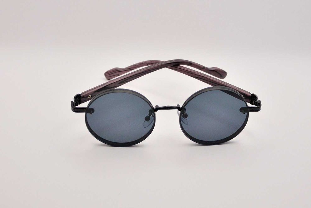 Солнцезащитные круглые очки в стиле ретро с деревянными дужками