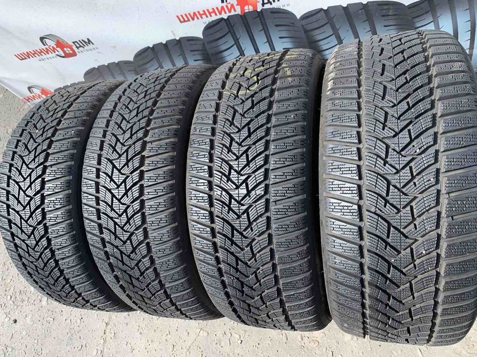Шини 235/45 R18 Dunlop зима 2022 рік 8,8 мм