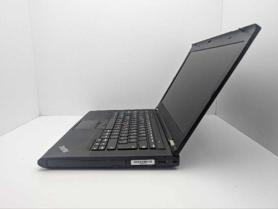 Ноутбук ThinkPad T430 intel i5-3320M Ram:8gb SSD:120Gb HD Graphics 14"
