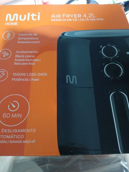 Airfrier  nova com caixa . Nunca foi usada.