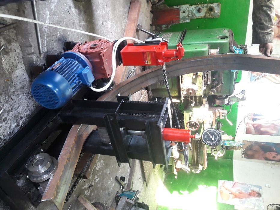 Промышленный трубогиб для профильной трубы, швеллера, круглой труби