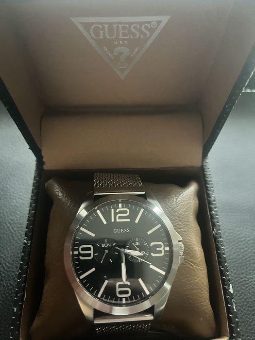 Часы GUESS мужские