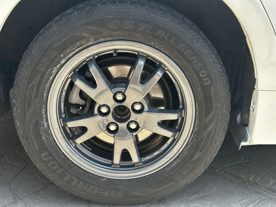 Продам Toyota Prius