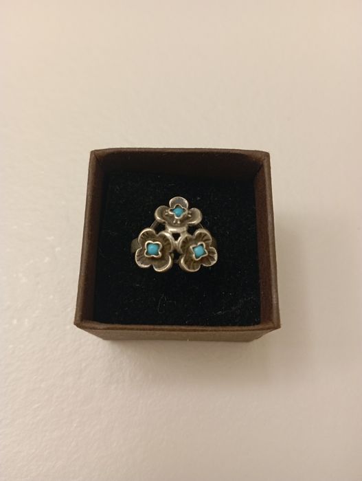 Pierścionek srebrny niezapominajki