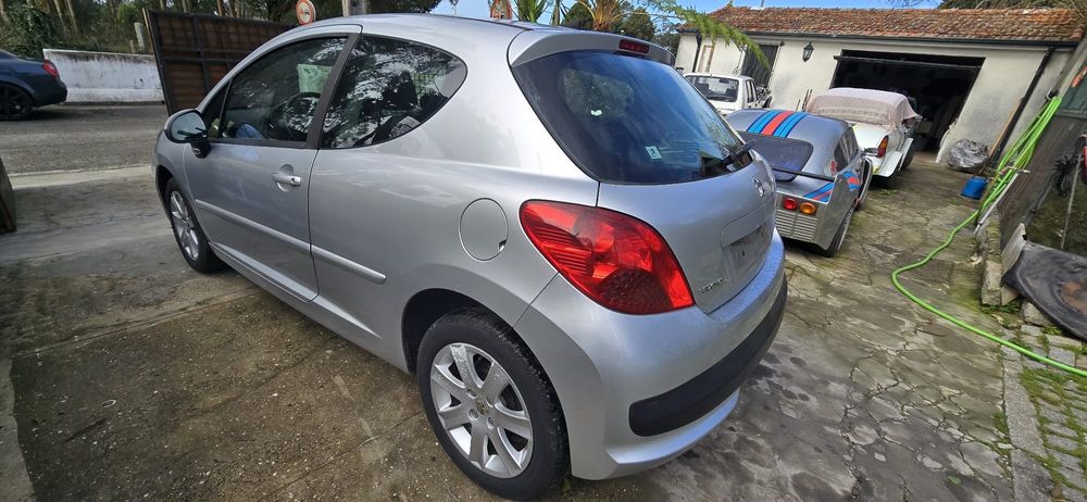 Peugeot 207 ligeiro mercadorias