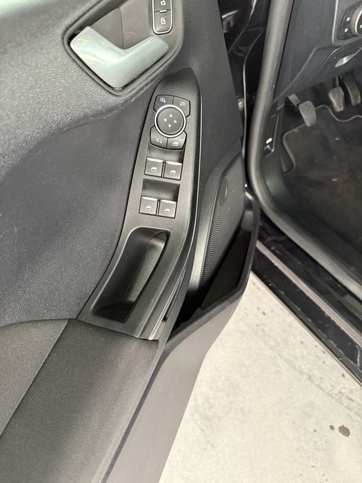 Fiesta titanium 2021