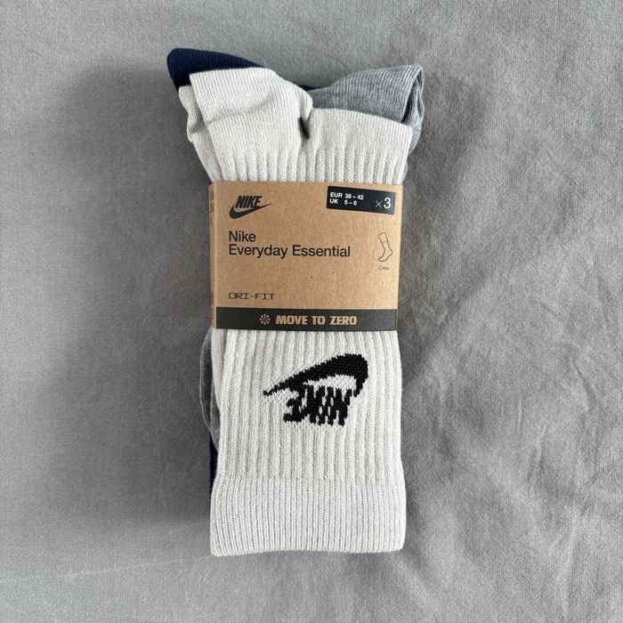 Skarpety skarpetki nike air sb swoosh logo dlugie wysokie everyday