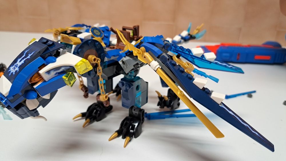 LEGO 70602 - NINJAGO Jay's Elemental Dragon