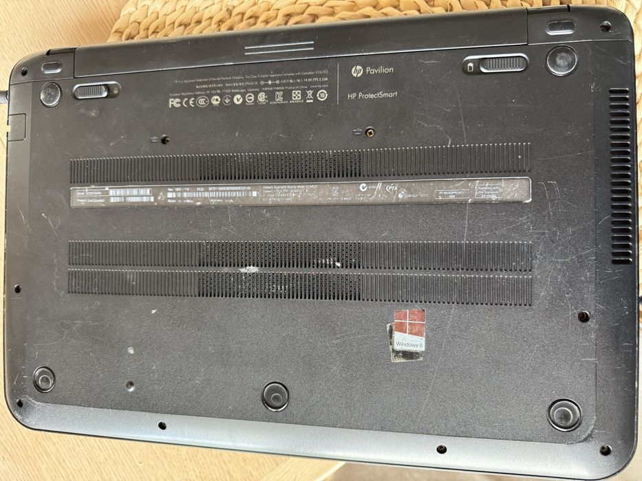 Laptop HP Pavilion b100sw