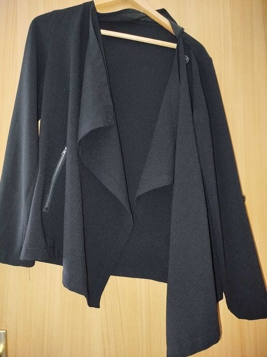 Bluzka damska czarna elegancka