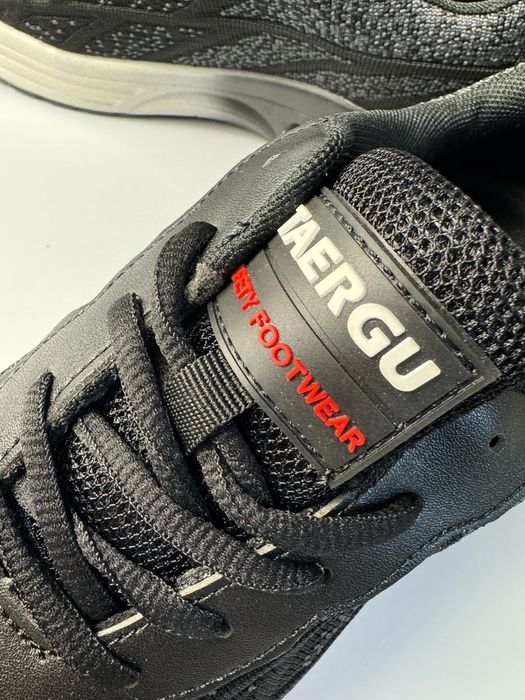 Nowe buty ochronne techniczne robocze BHP stalowe nasadki czarne 42,5