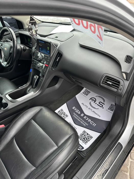 Продам  Chevrolet Volt 2012 рік можлива розстрочка,кредит,обмін!