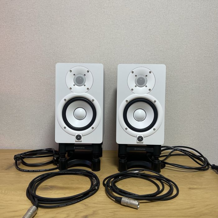 Yamaha HS5 white + iso Acoustics 155 + proel cables, дійсна гарантія