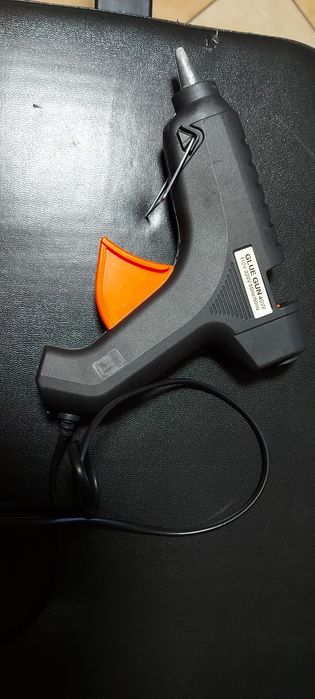 Sprzedam pistolet do klejenia na gorąco