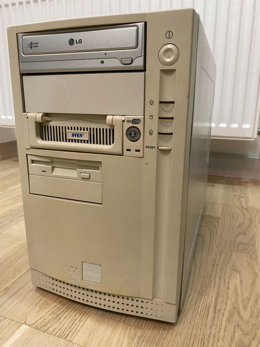 Комп'ютер в зборі Intel Pentium 4 + мультимедійне обладнання