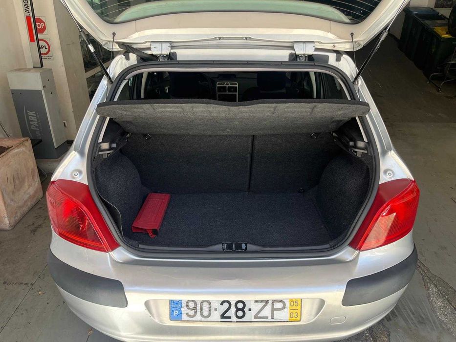 Peugeot 307 1.6 HDI foto 5
