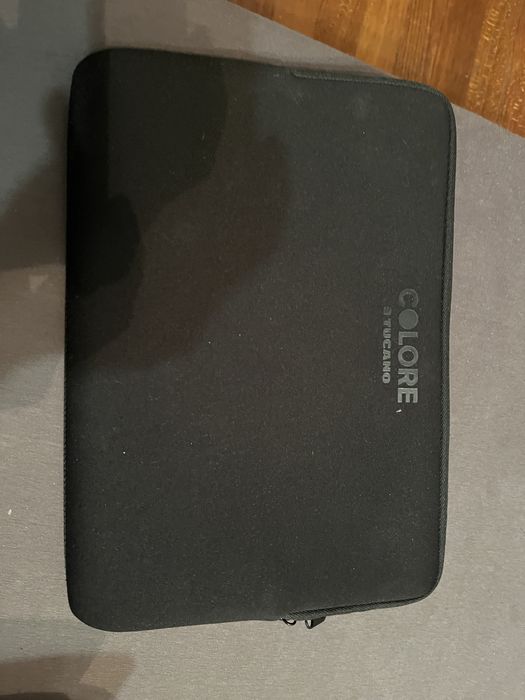 Sprzedam tablet-laptop.