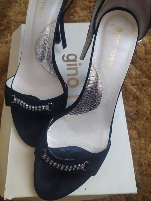 Szpilki damskie Ginno Rossi