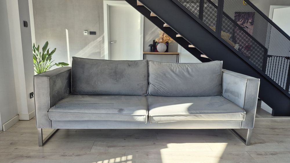 Kanapa Sofa  Trzyosobowa  aksamit szara