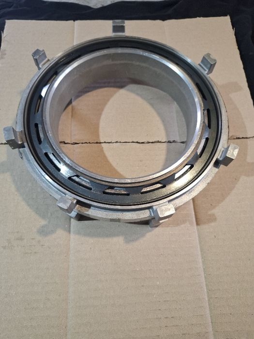 Корпус поршнів Lov Revers