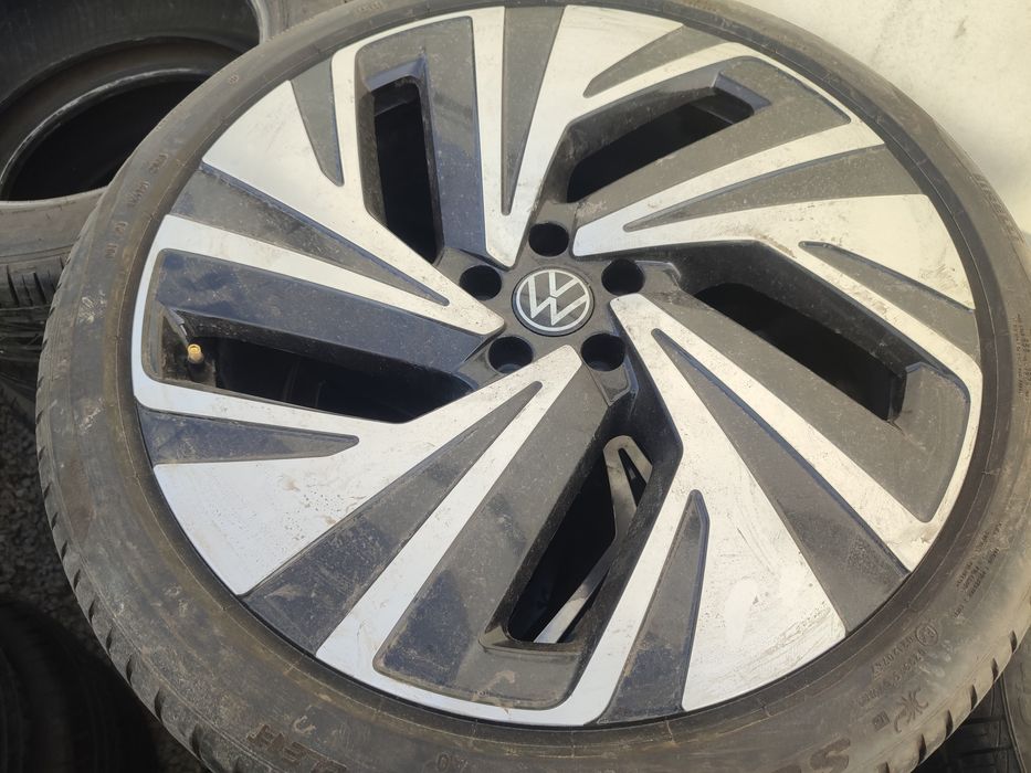 ‼️Диски R21 Фольксваген VW ld4 Audi q4 e-tron з літньою гумою ‼️