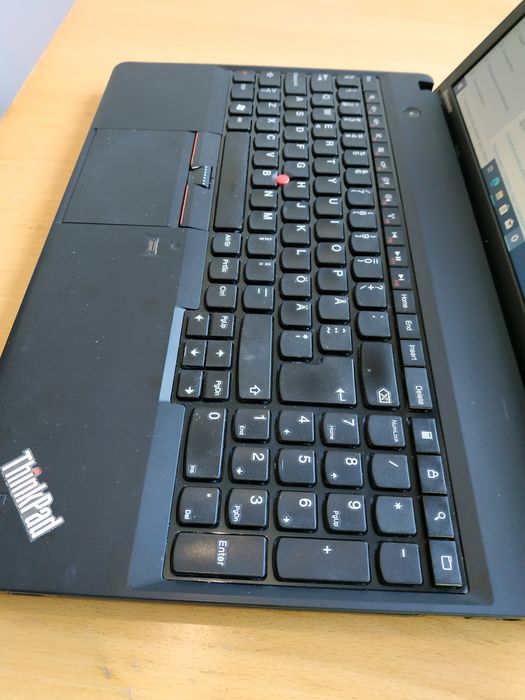 Lenovo ThinkPad Edge, модель E530