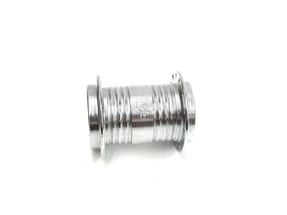 NOWY Korpus piasty Romet Universal 28 szprych 1995 rok