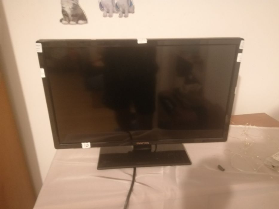 Telewizor Dvbt1 Manta 19cali + Dekoder Dvbt2+ przewód antenowy+ przewód hdmi