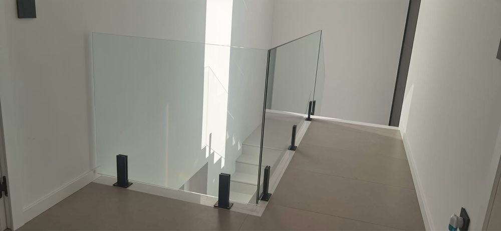 Vidraceiro - Resguardos de duche, Espelhos, Guarda-corpos, divisórias