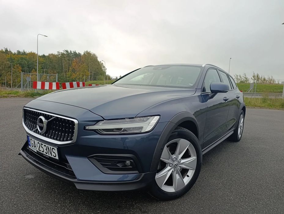 Volvo V60 Cross Country