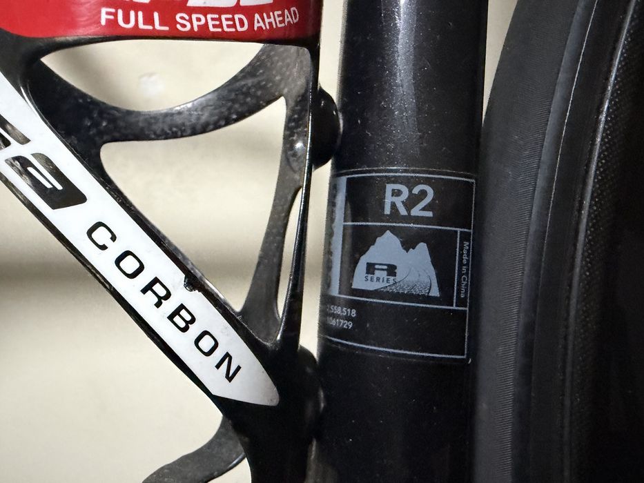 Cervelo R2 + Rodas Carbono