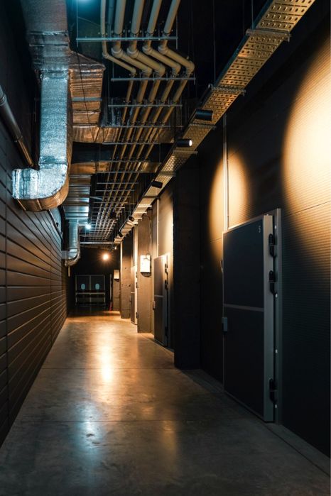 Здається в довгострокову оренду приміщення під магазин, на Подолі