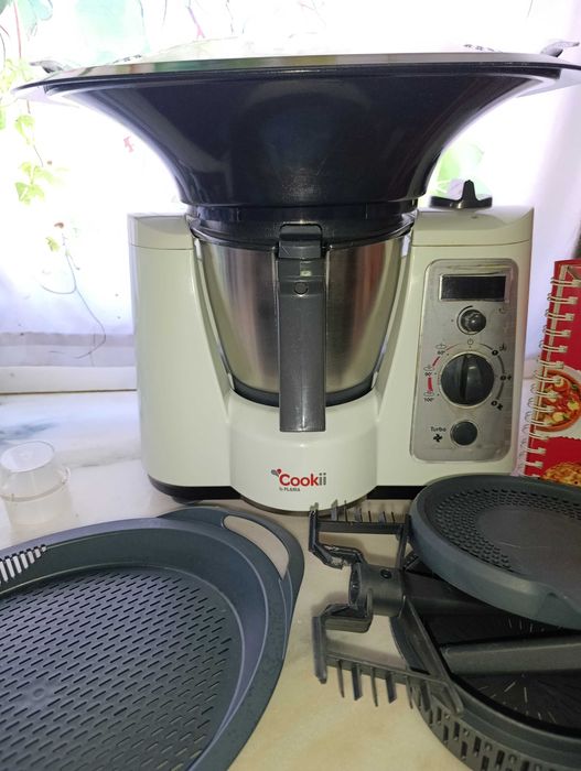 Vendo Cookii em excelente estado